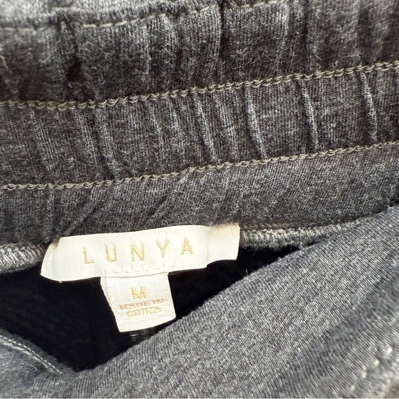 Lunya Womens Shorts Size Medium Jersey Pockets Restore New Comfy Cozy - Picture 4 of 6